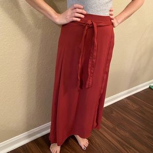 WHBM MIDI Skirt Color: Cinnamon